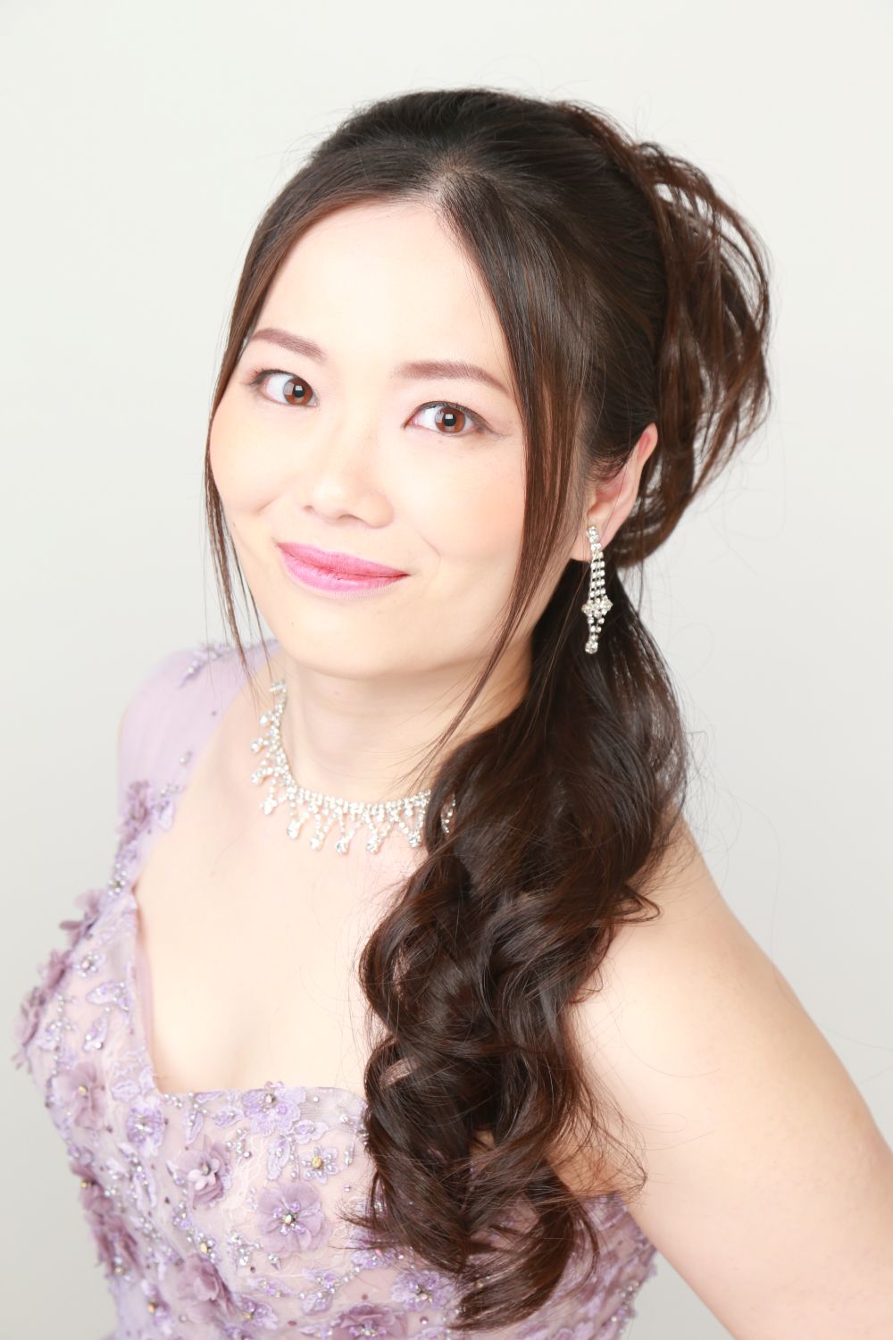 西村知花子